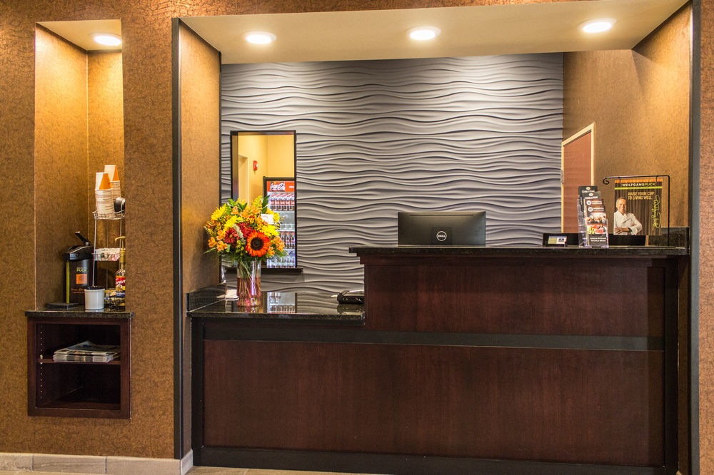 Cobblestone Hotel & Suites - Chippewa Falls Zewnętrze zdjęcie