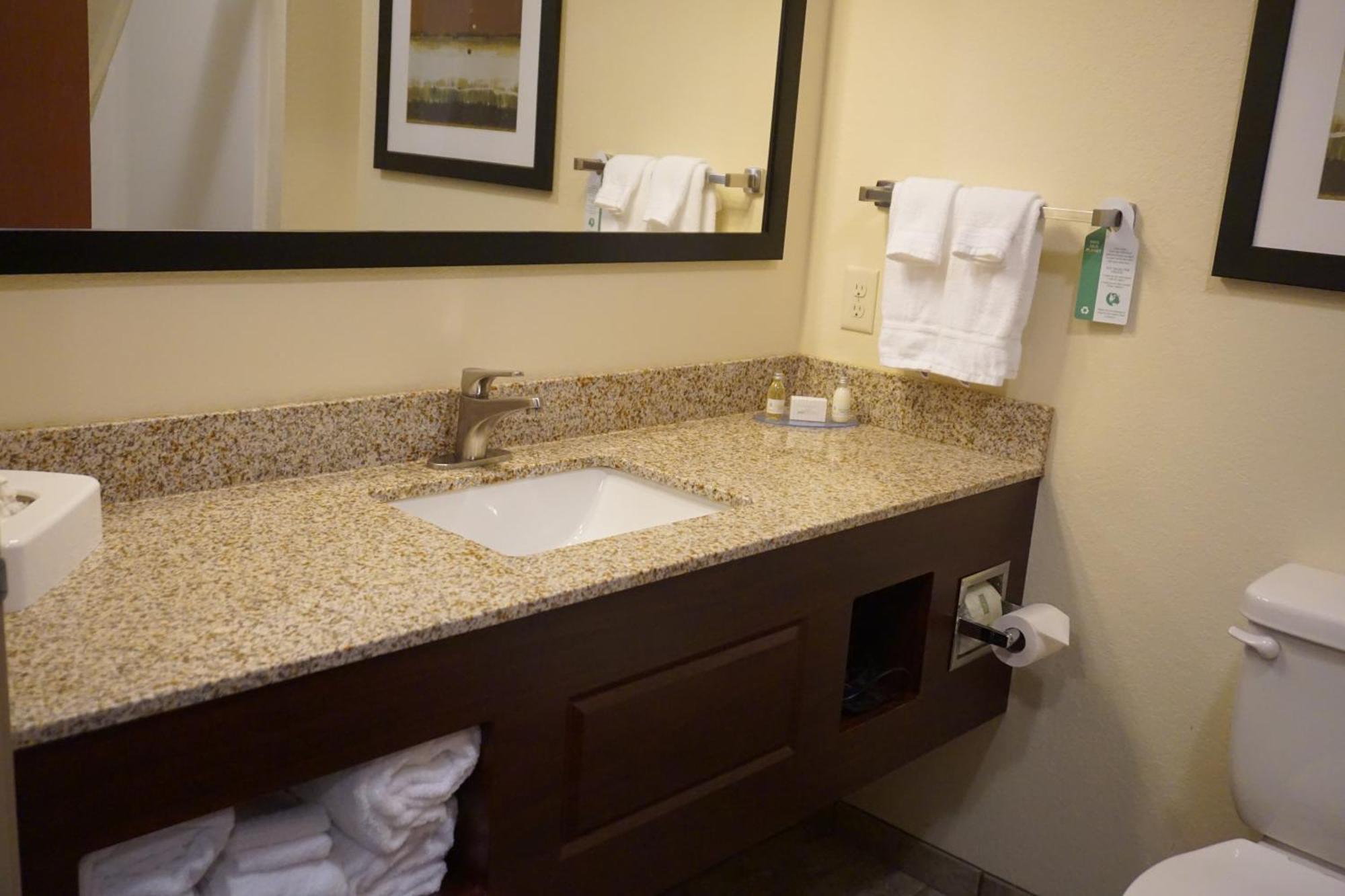 Cobblestone Hotel & Suites - Chippewa Falls Zewnętrze zdjęcie