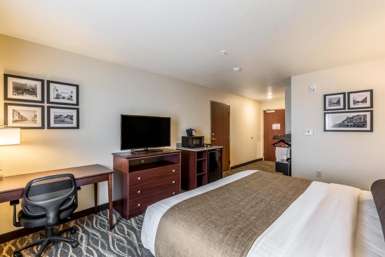 Cobblestone Hotel & Suites - Chippewa Falls Zewnętrze zdjęcie